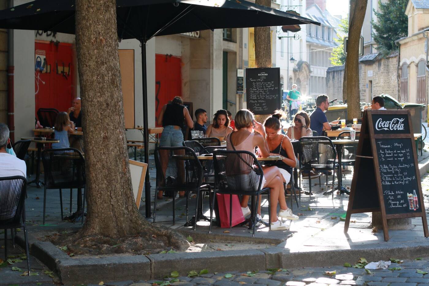 Photographie originale place du Calvaire à Rennes